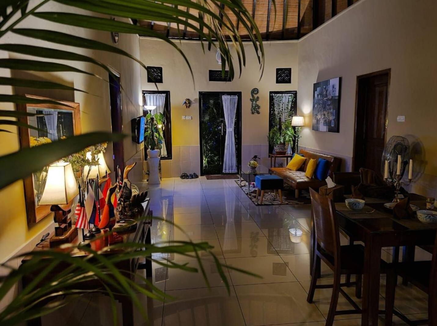 Villa Aurora Lovina 外观 照片